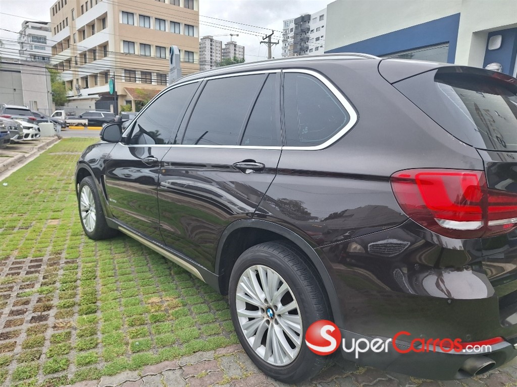 2014 BMW X 5 30D — foto 8 / 10