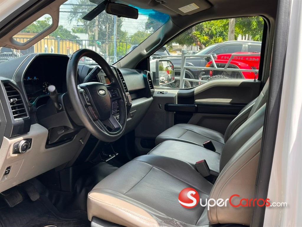2016 Lexus GX 460 — foto 2 / 12