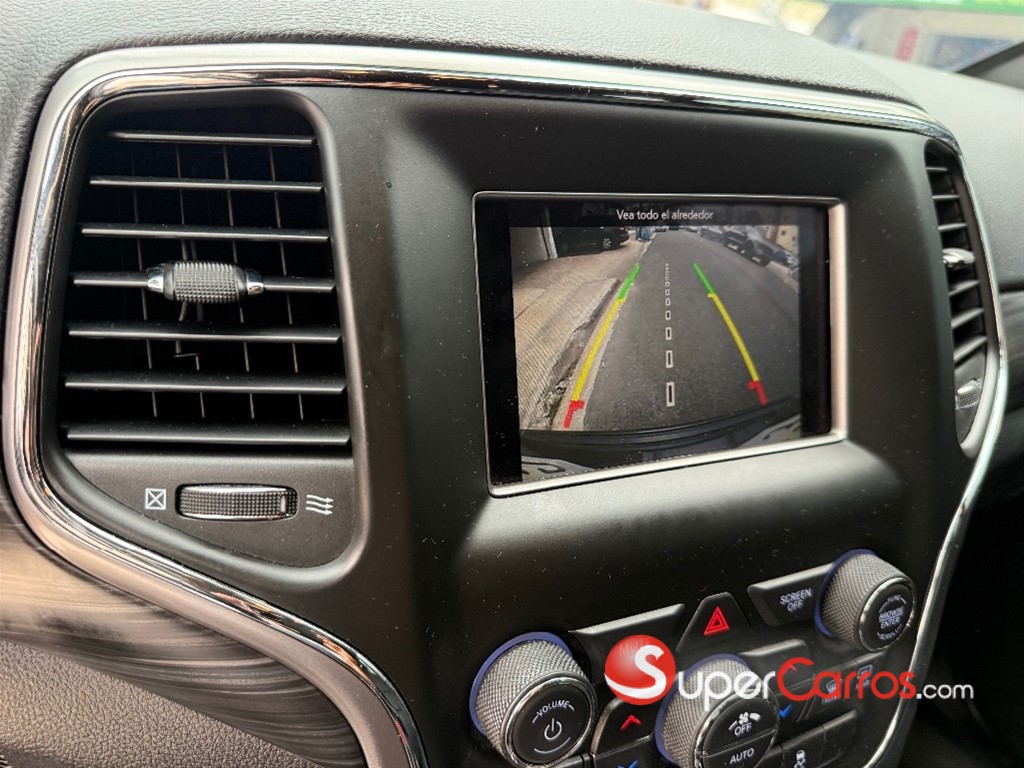 2020 Jeep Grand Cherokee Laredo 4x4 — foto 10 / 10