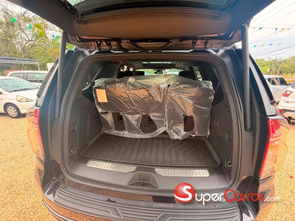 2024 Chevrolet Tahoe Duramax — foto 3 / 10