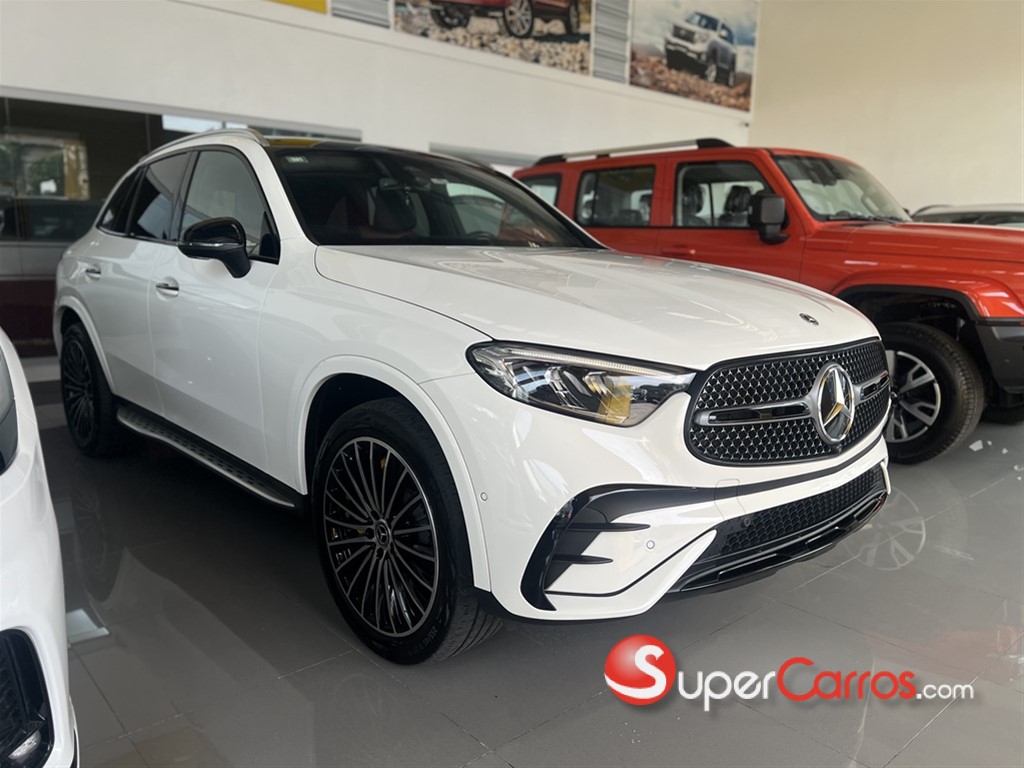 2024 Mercedes-Benz Clase GLC 300 4MATIC — foto 3 / 12