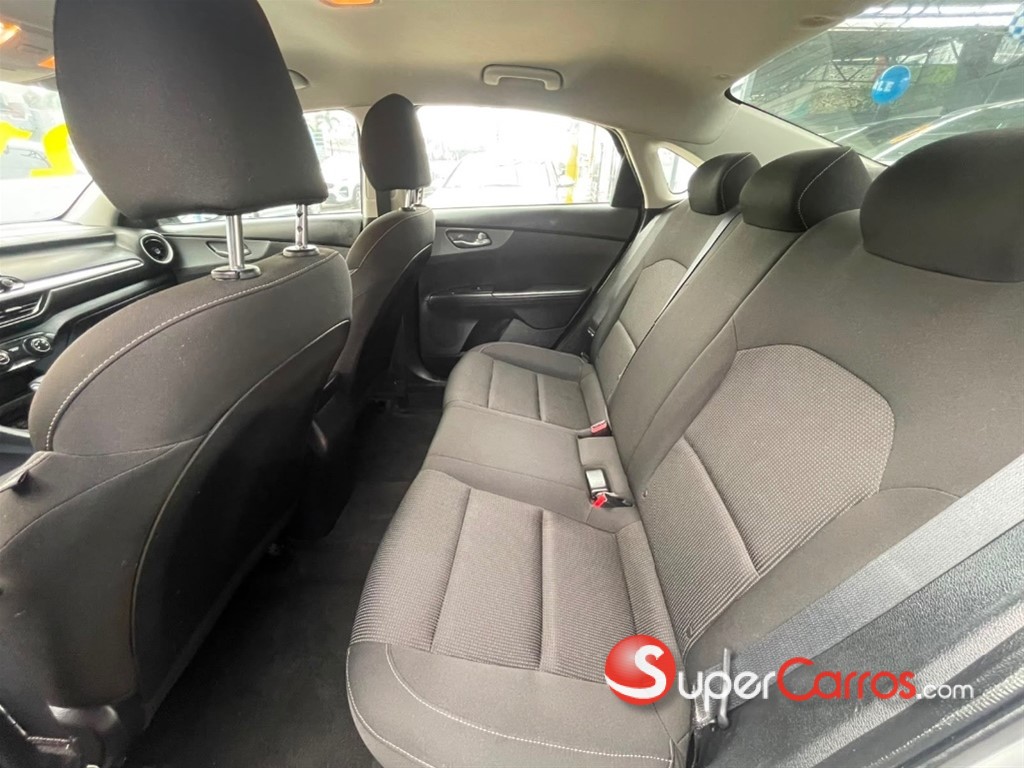2021 Kia Forte LXS — foto 9 / 9