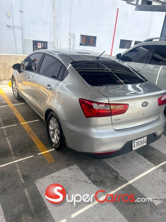 2017 Kia Rio LX — foto 2 / 9