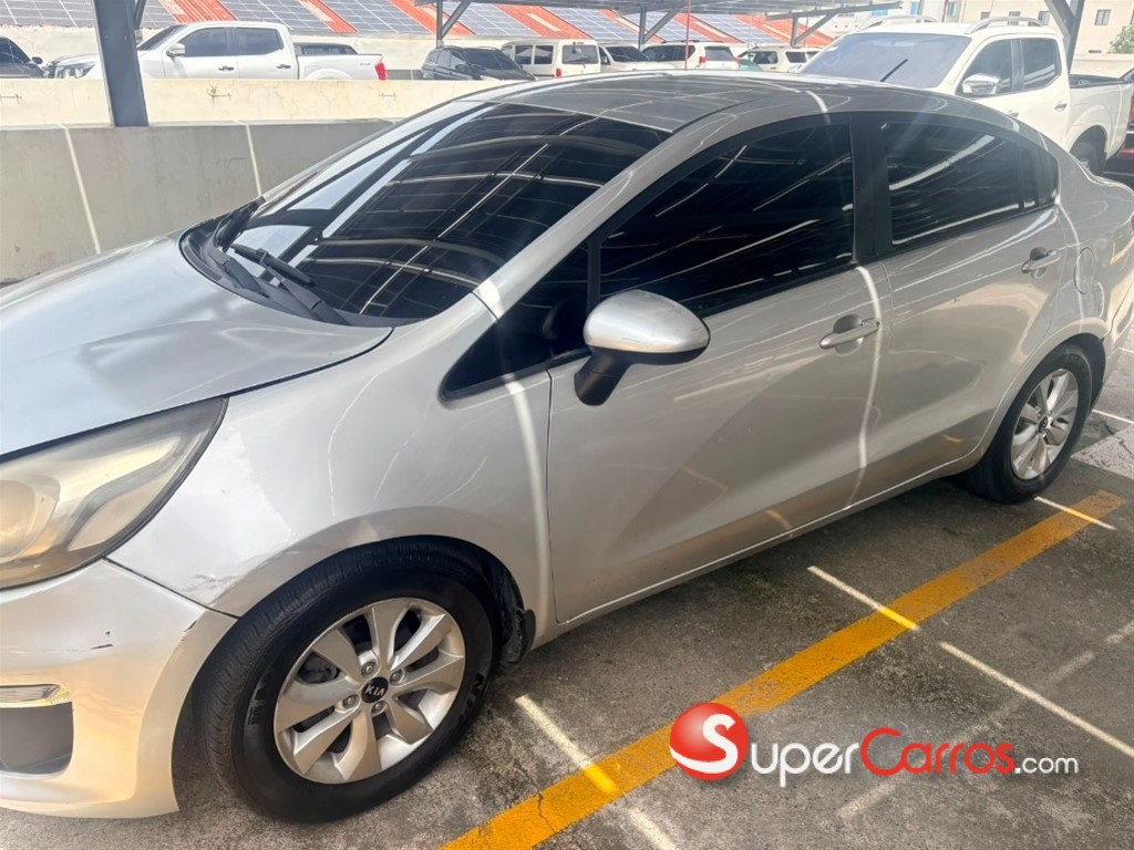 2017 Kia Rio LX — foto 3 / 9