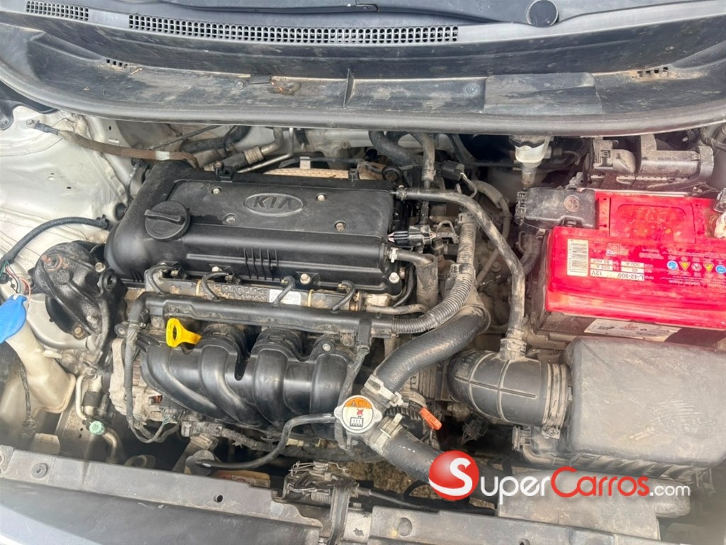 2017 Kia Rio LX — foto 5 / 9