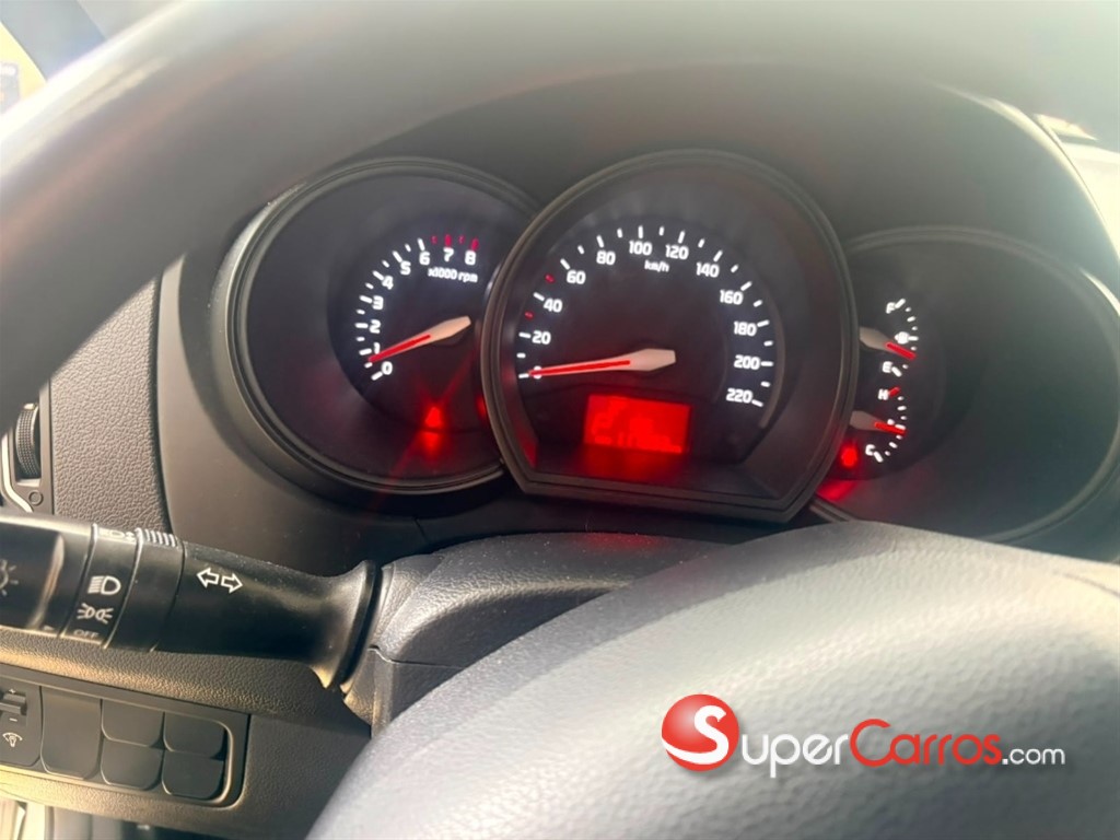 2017 Kia Rio LX — foto 6 / 9