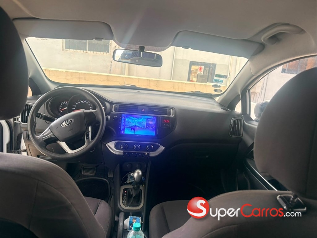 2017 Kia Rio LX — foto 9 / 9