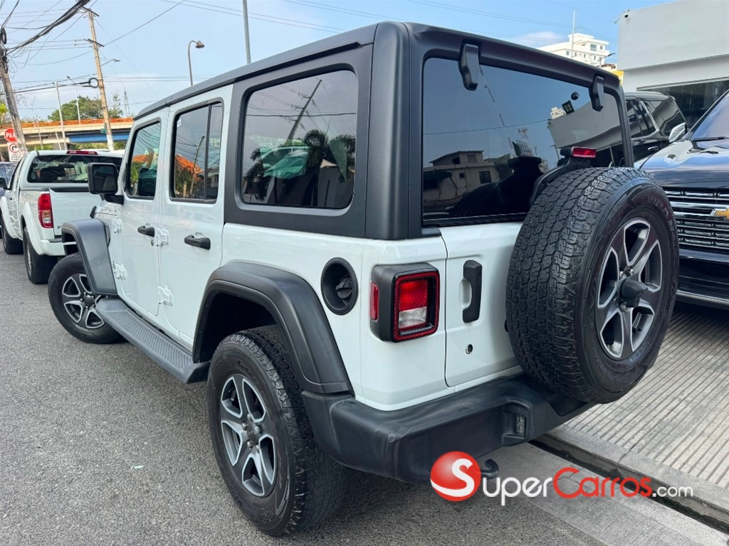 2020 Jeep Wrangler Unlimited Sport — foto 6 / 12