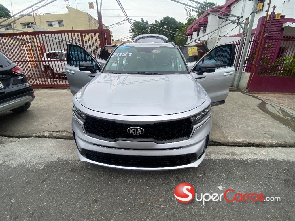 2021 Kia Sorento S — foto 8 / 12