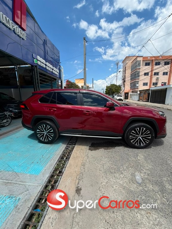 2025 Toyota RAV4 LE — foto 7 / 12