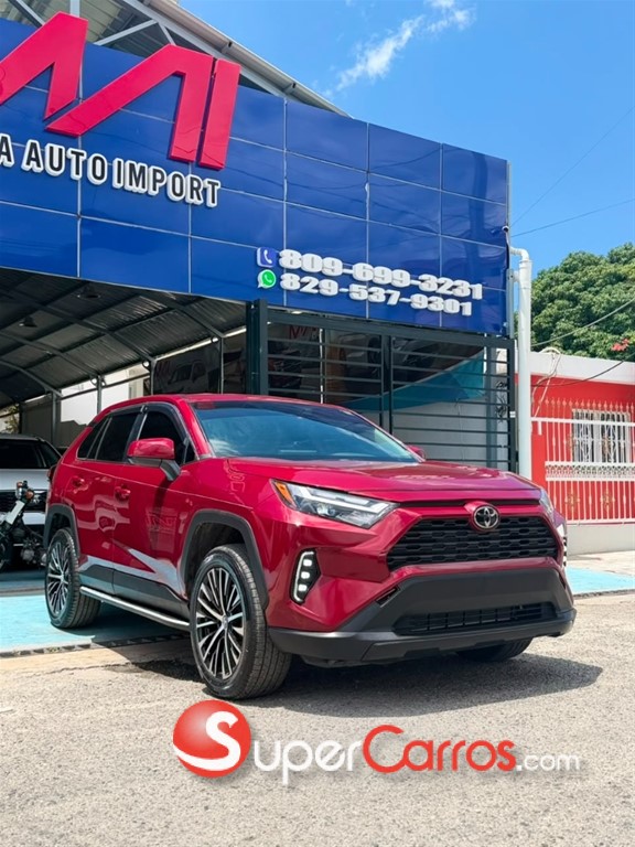 2025 Toyota RAV4 LE — foto 12 / 12