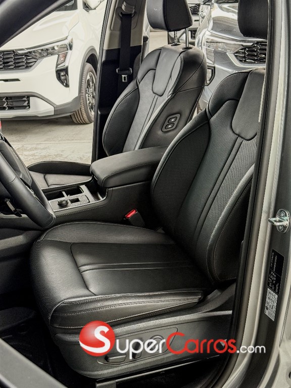 2026 Kia Sorento Luxury — foto 3 / 12