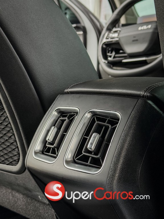 2026 Kia Sorento Luxury — foto 6 / 12