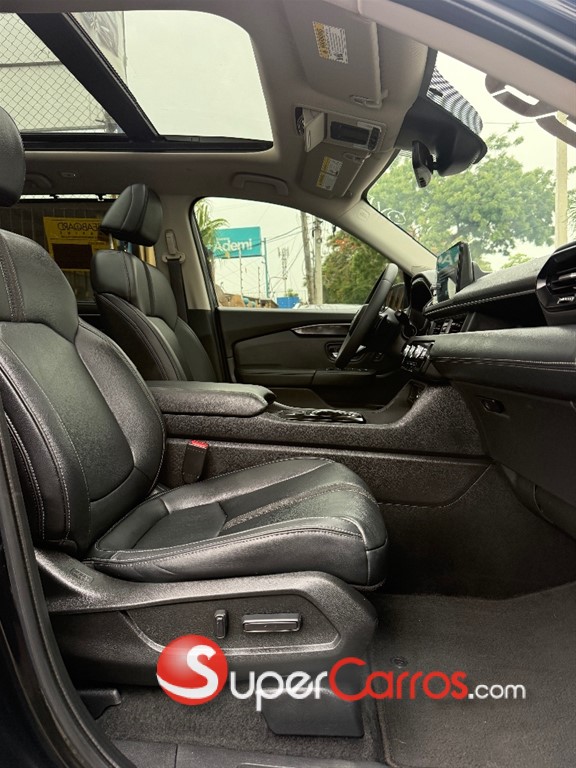 2023 Honda Pilot Touring — foto 8 / 12