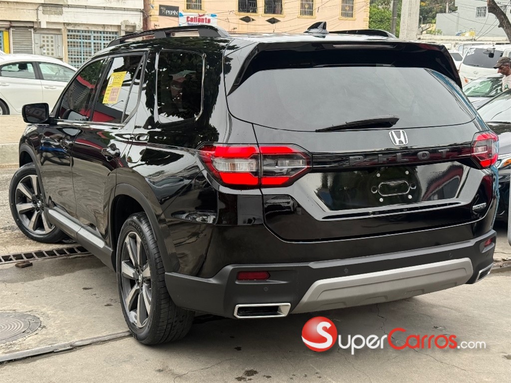 2023 Honda Pilot Touring — foto 9 / 12