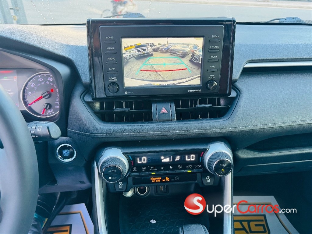 2020 Toyota RAV4 XLE — foto 12 / 12