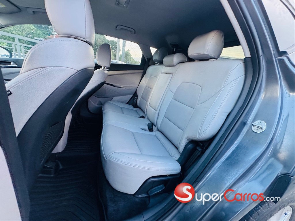 2021 Hyundai Tucson SE — foto 7 / 12
