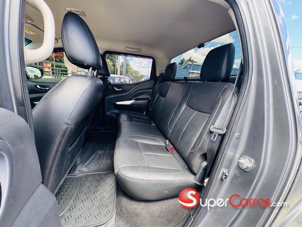 2018 Nissan Frontier NP300 — foto 9 / 12
