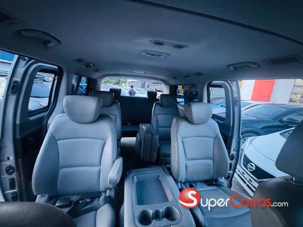 2021 Hyundai Grand Starex — foto 7 / 12