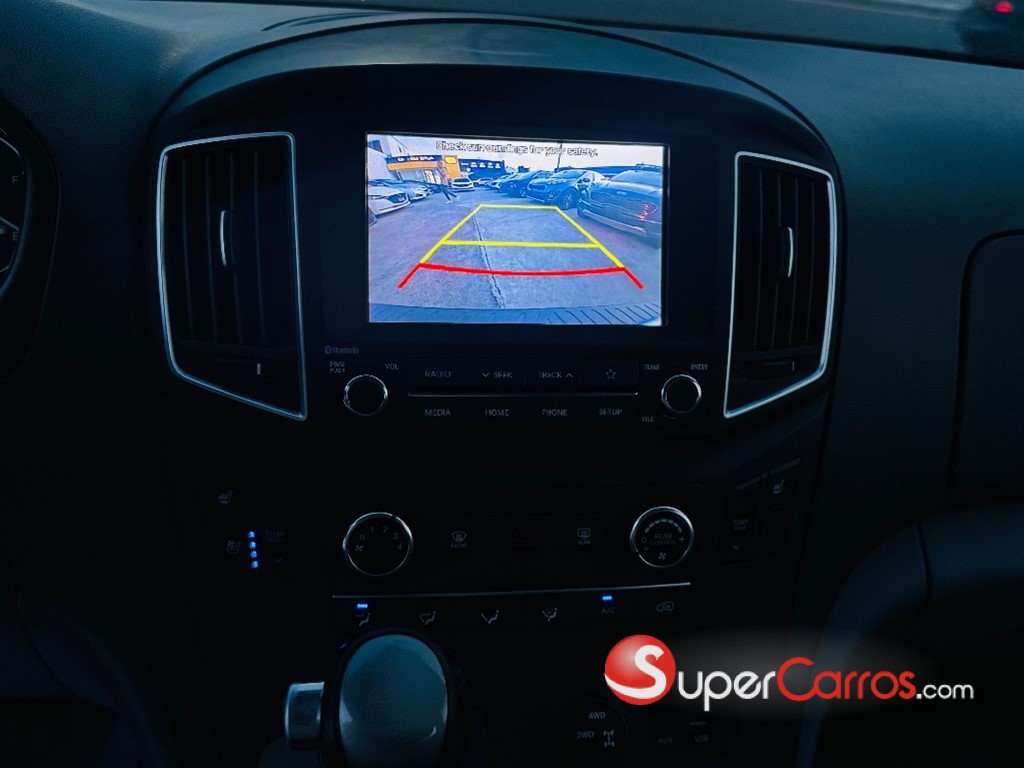2021 Hyundai Grand Starex — foto 11 / 12
