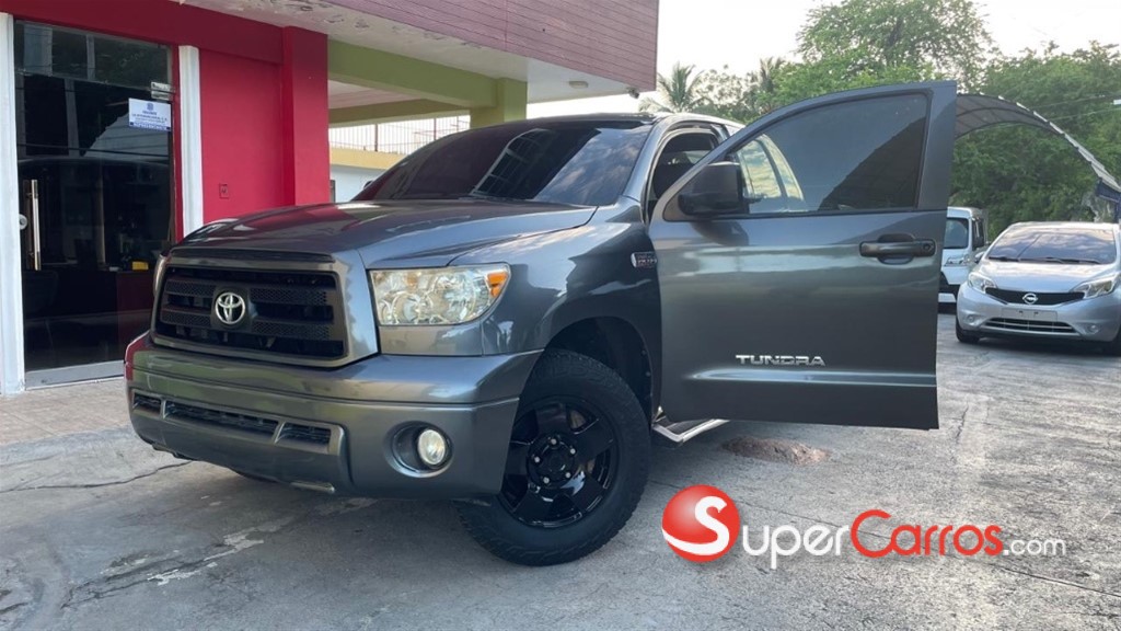 2010 Toyota Tundra — foto 1 / 12