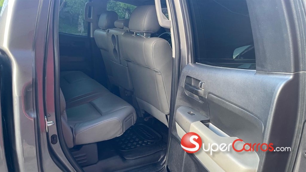 2010 Toyota Tundra — foto 4 / 12
