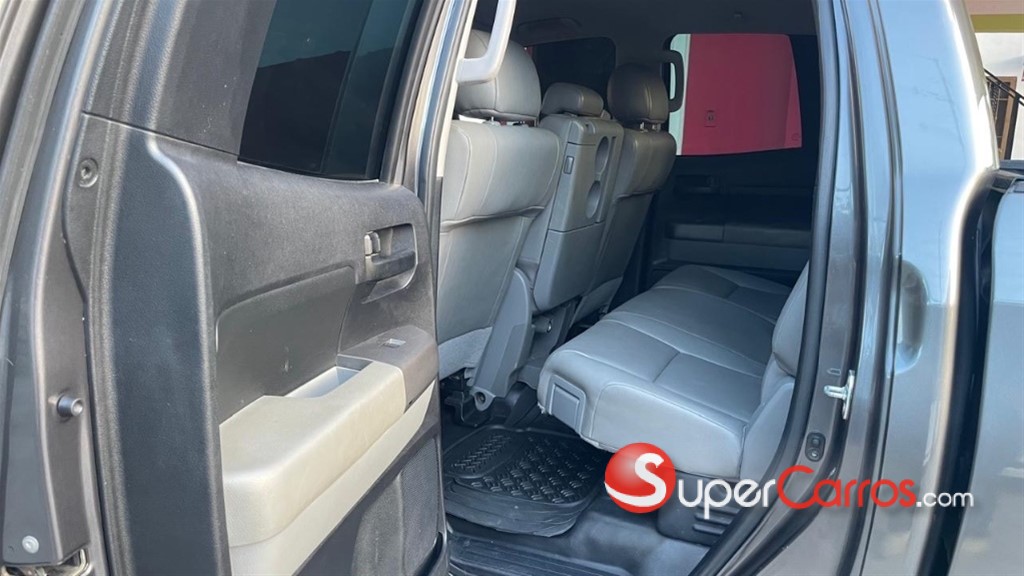 2010 Toyota Tundra — foto 6 / 12