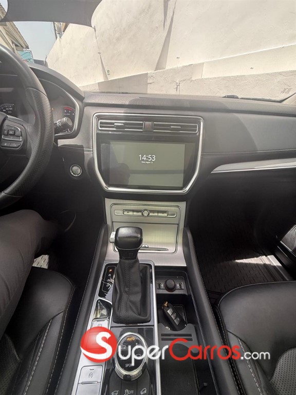 2022 MG RX8 — foto 5 / 6