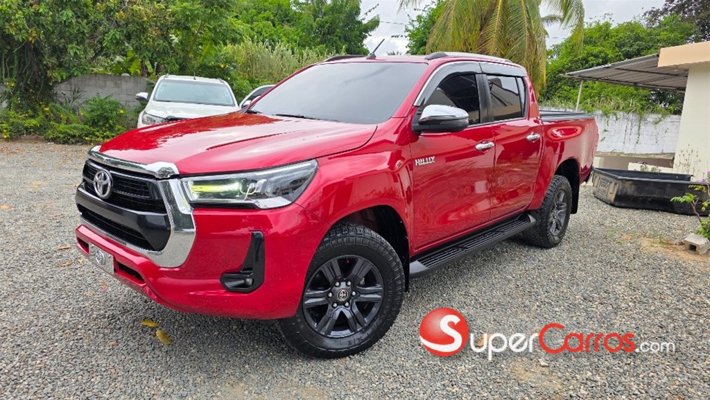 2021 Toyota Hilux SRV