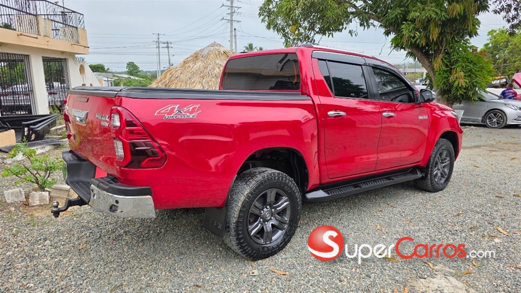 2021 Toyota Hilux SRV — foto 3 / 12