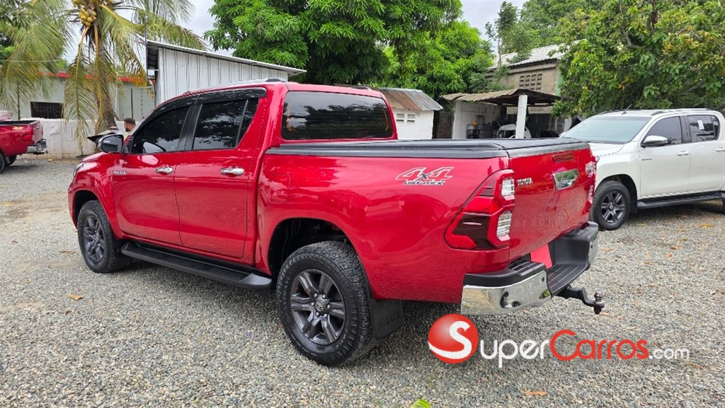 2021 Toyota Hilux SRV — foto 4 / 12