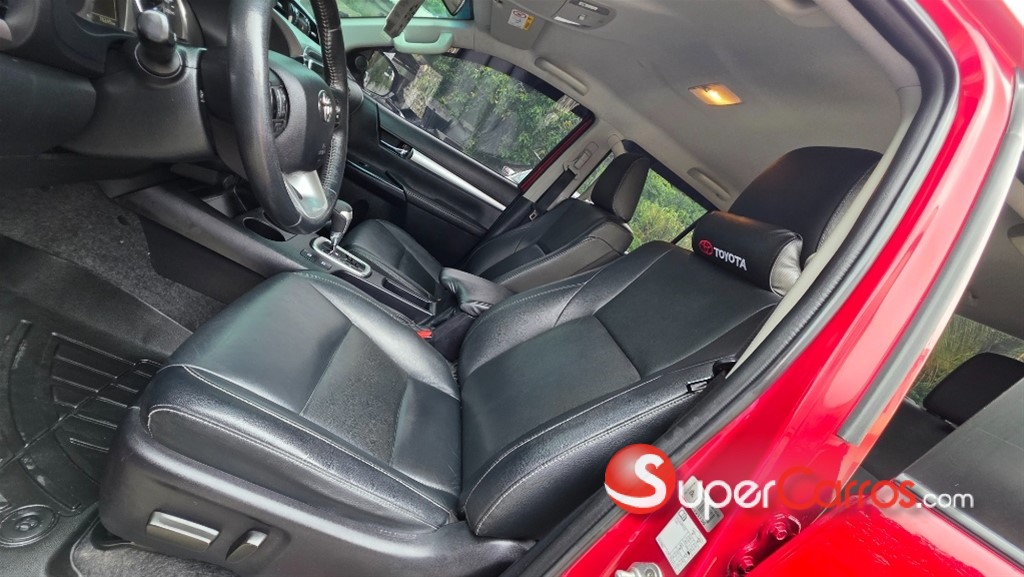 2021 Toyota Hilux SRV — foto 7 / 12