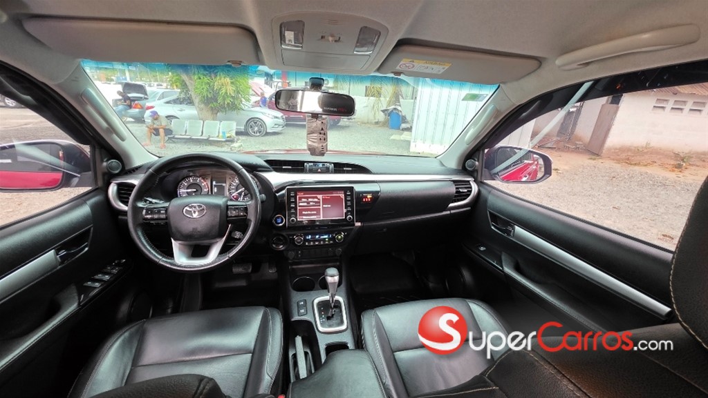 2021 Toyota Hilux SRV — foto 10 / 12