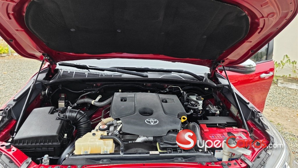 2021 Toyota Hilux SRV — foto 11 / 12