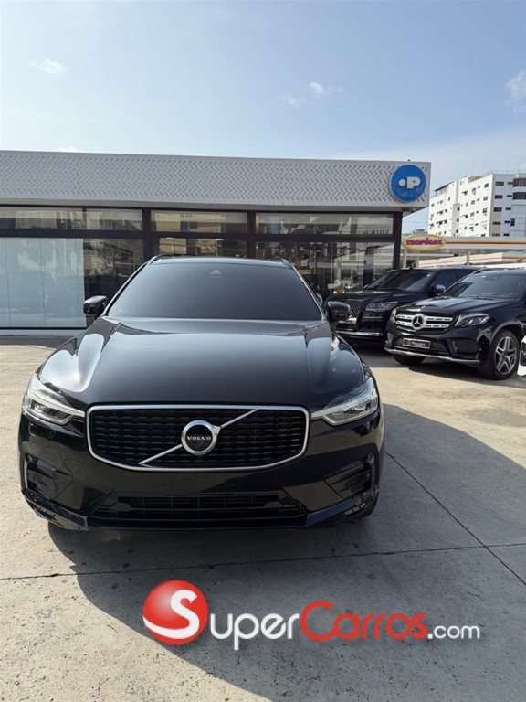 2020 Volvo XC60 T5 R Design — foto 2 / 8
