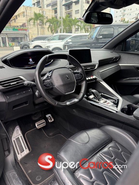 2020 Peugeot 5008 GT Line — foto 6 / 9