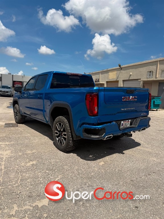 2022 GMC Sierra 1500 AT4 DURAMAX — foto 3 / 4