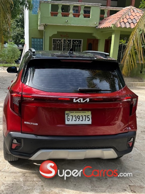 2025 Kia Seltos LX — foto 2 / 12