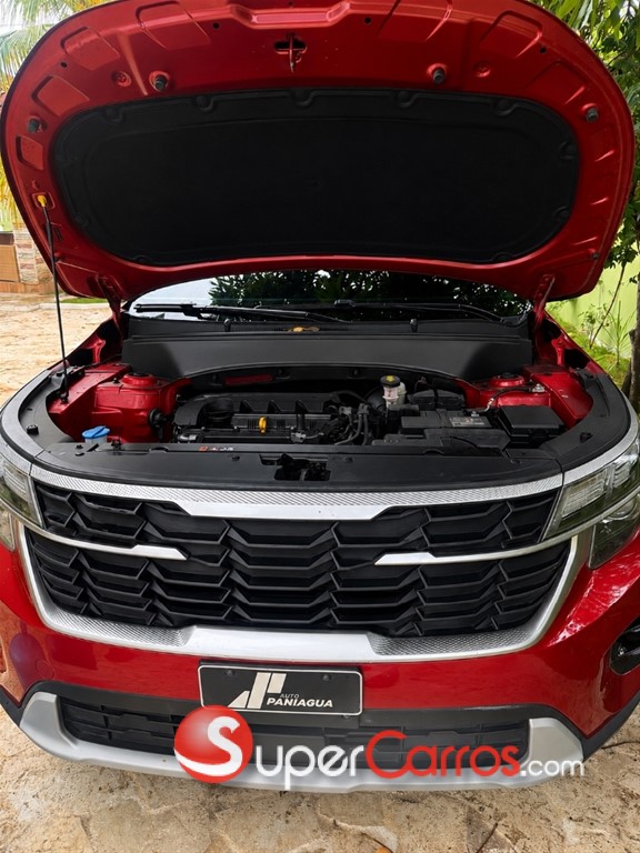 2025 Kia Seltos LX — foto 8 / 12