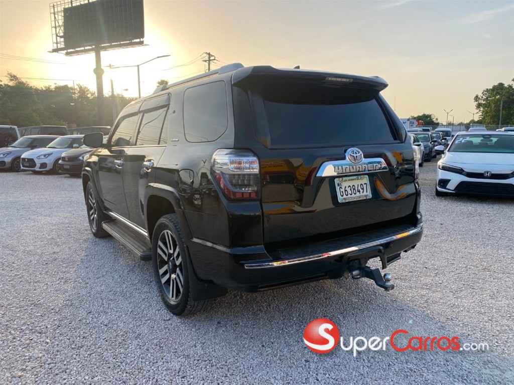2018 Toyota 4 Runner Limited — foto 3 / 9