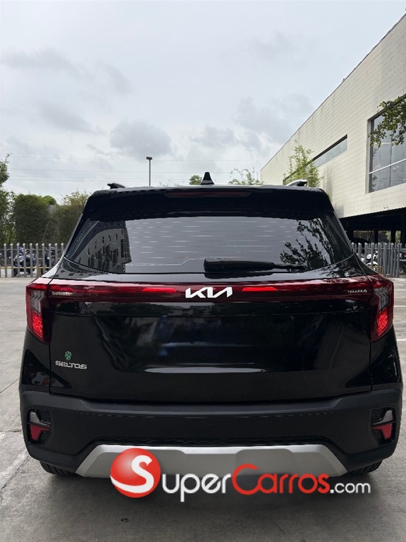 2025 Kia Seltos — foto 6 / 10