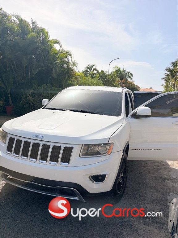 2015 Jeep Grand Cherokee L — foto 4 / 9
