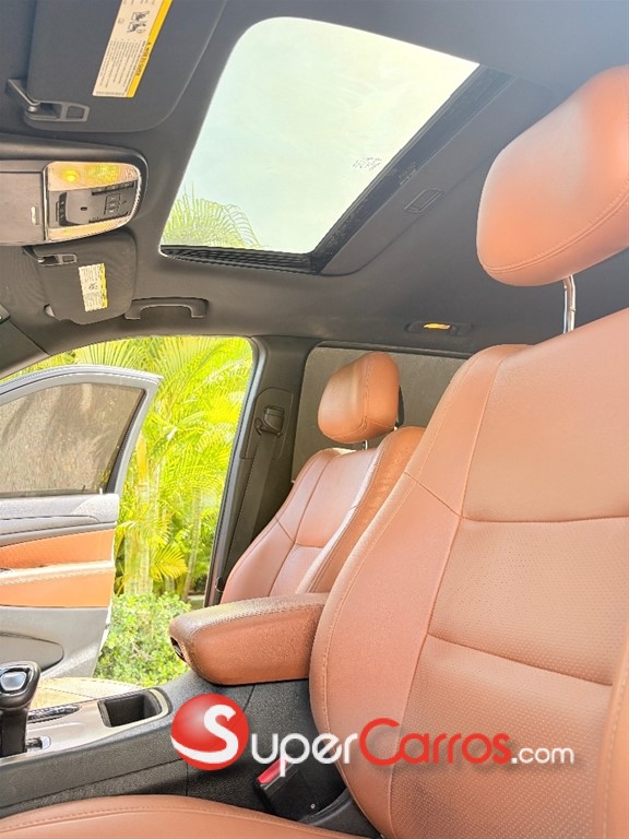 2015 Jeep Grand Cherokee L — foto 7 / 9
