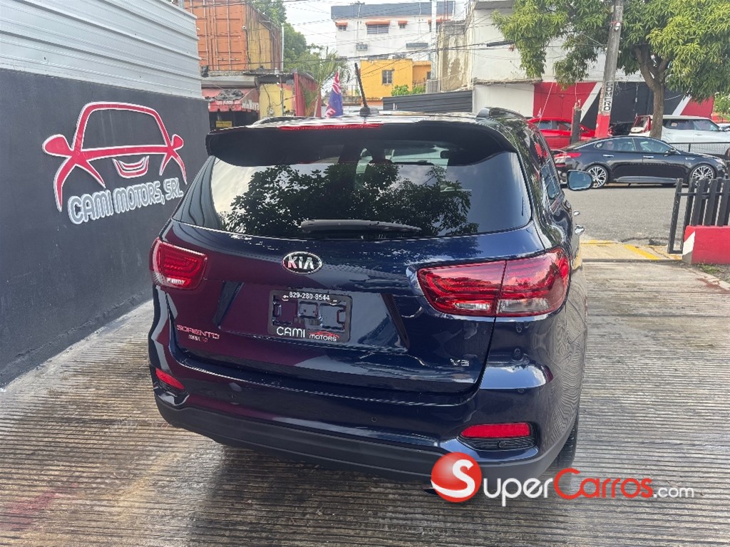 2020 Kia Sorento S — foto 5 / 12