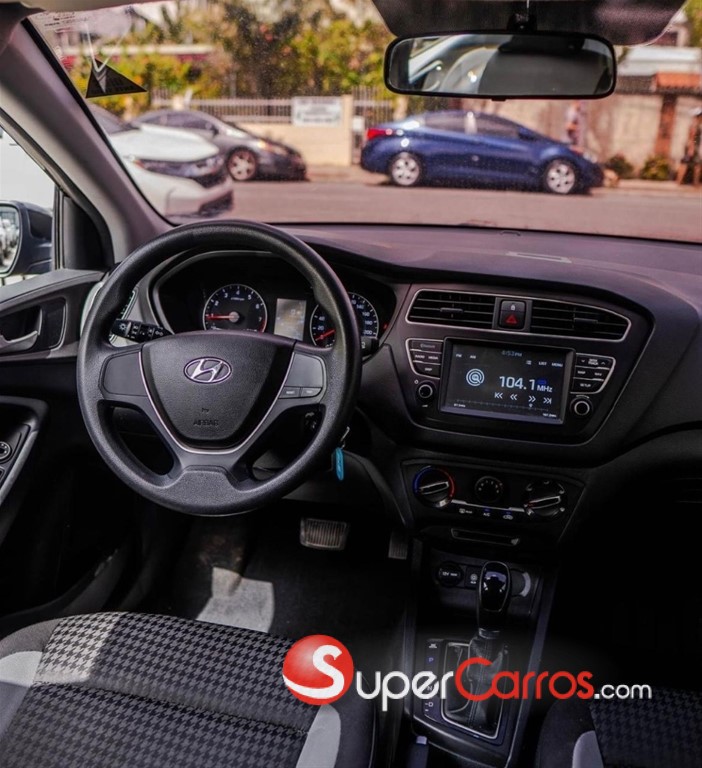 2020 Hyundai i 20 — foto 3 / 8