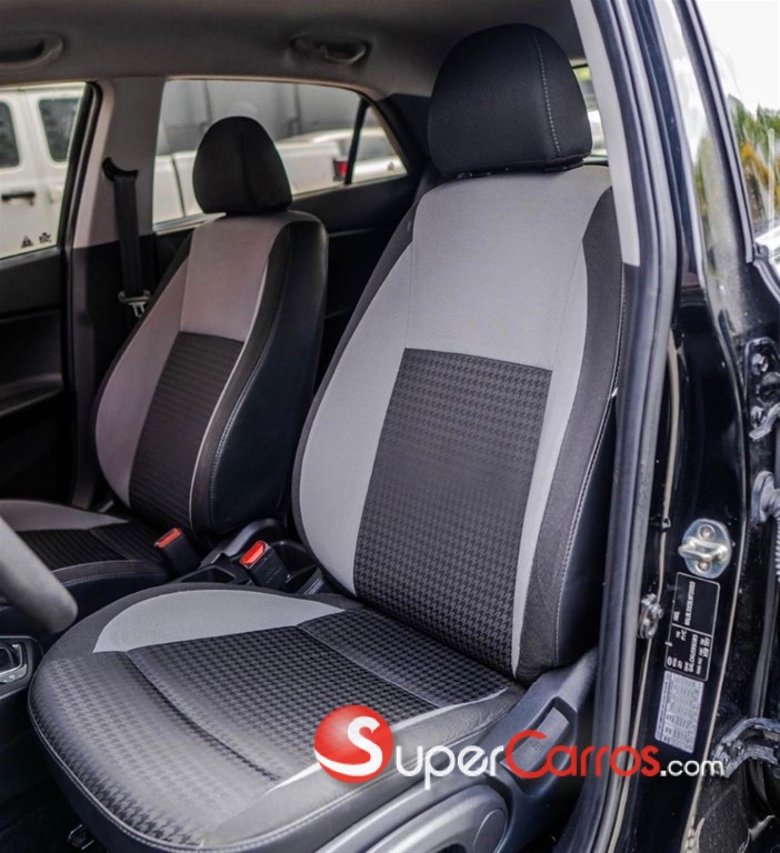2020 Hyundai i 20 — foto 7 / 8