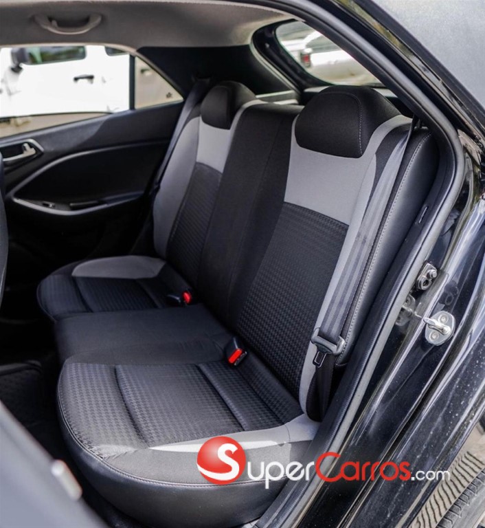 2020 Hyundai i 20 — foto 8 / 8