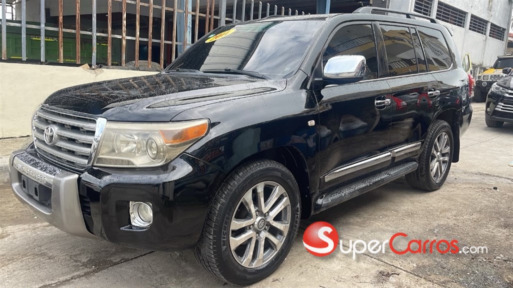 2011 Toyota Land Cruiser VX — foto 2 / 12