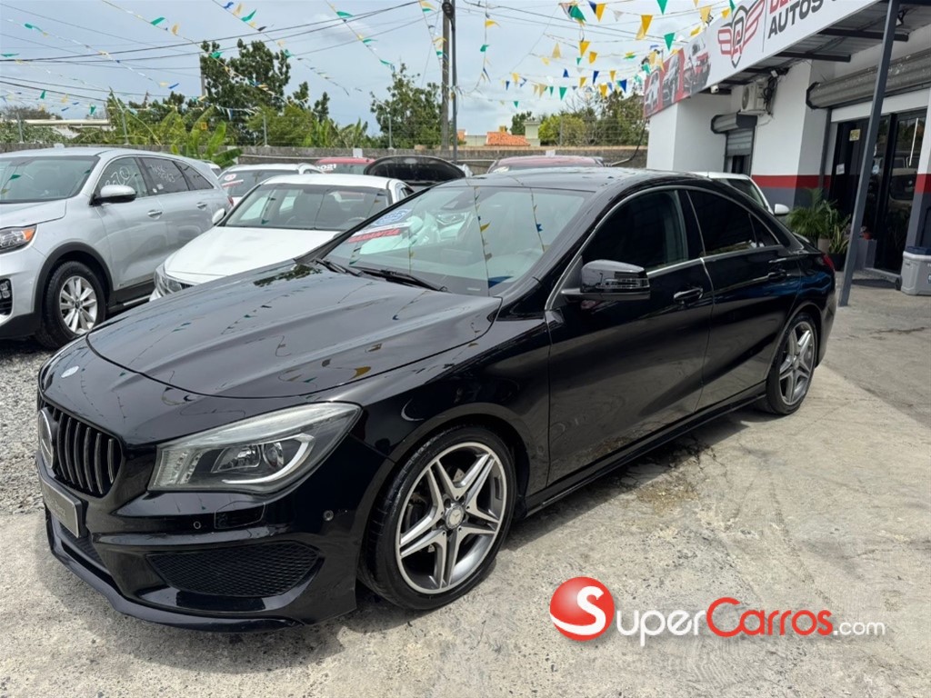 2016 Mercedes-Benz Clase CLA 200 AMG — foto 2 / 12