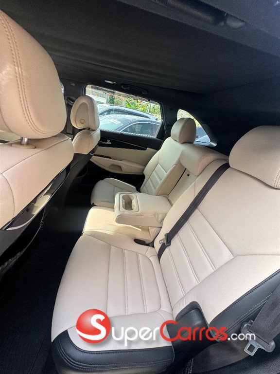 2016 Kia Sorento SXL — foto 9 / 12